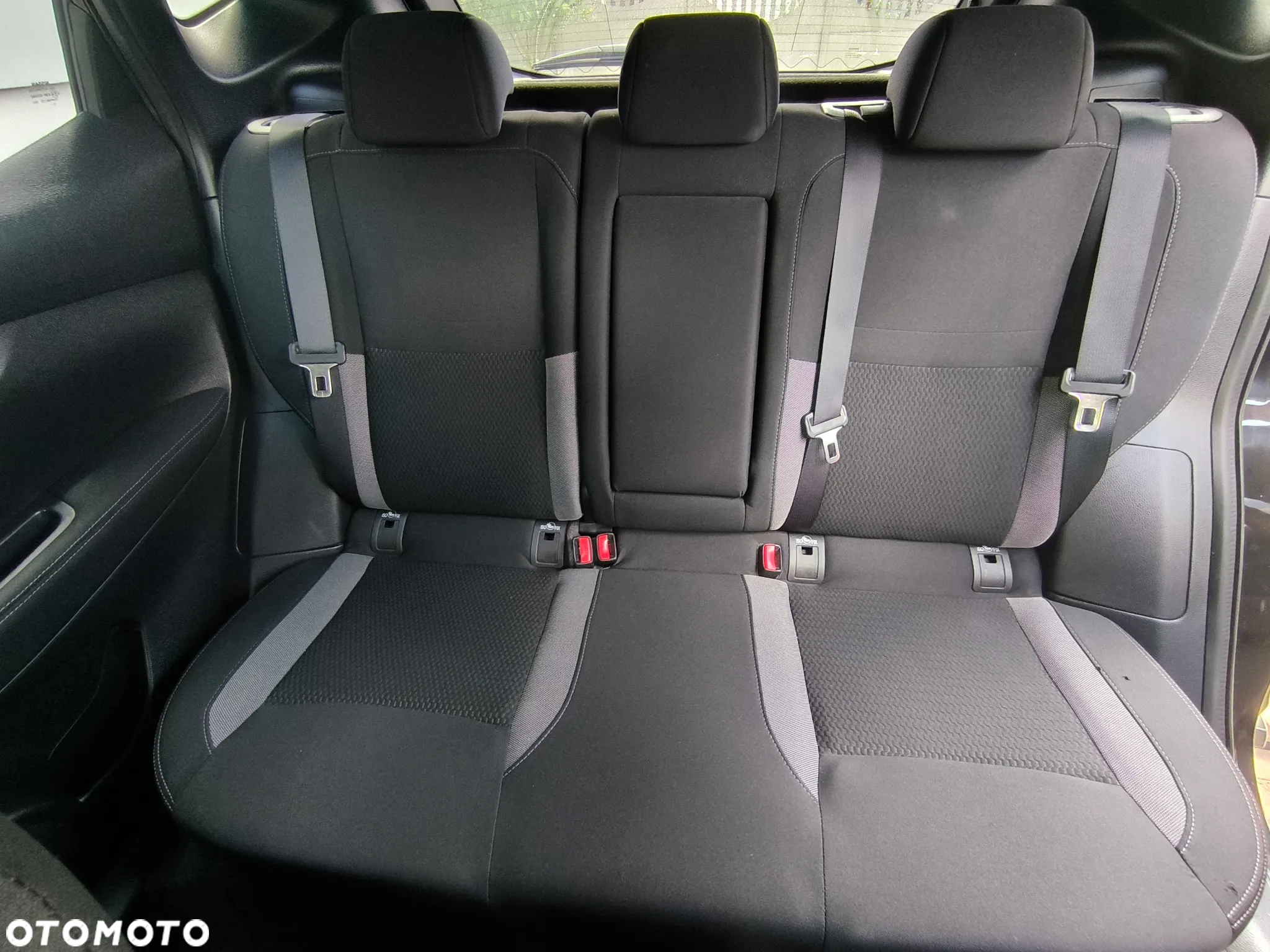 Nissan Qashqai 1.6 DCi Acenta Xtronic - 17