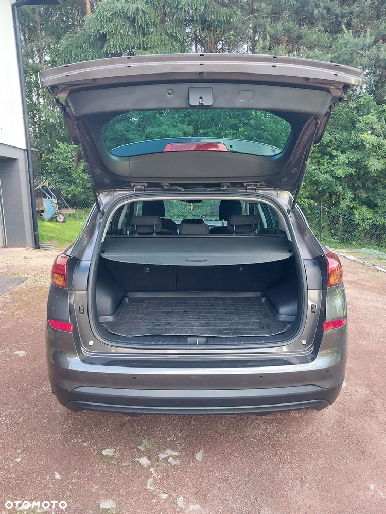 Hyundai Tucson 1.6 GDi Comfort 2WD - 9
