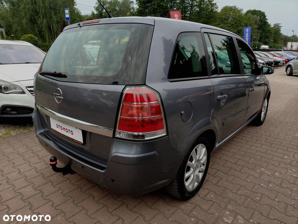 Opel Zafira 1.6 - 7