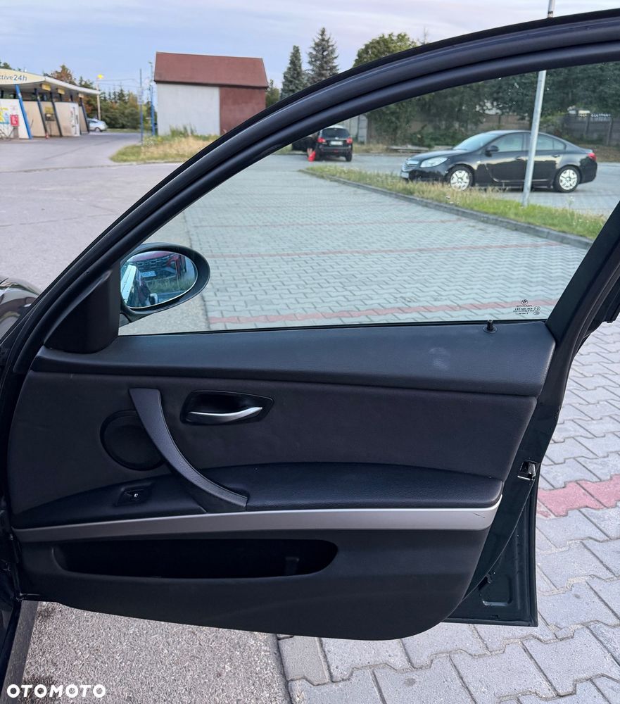 BMW Seria 3 - 21