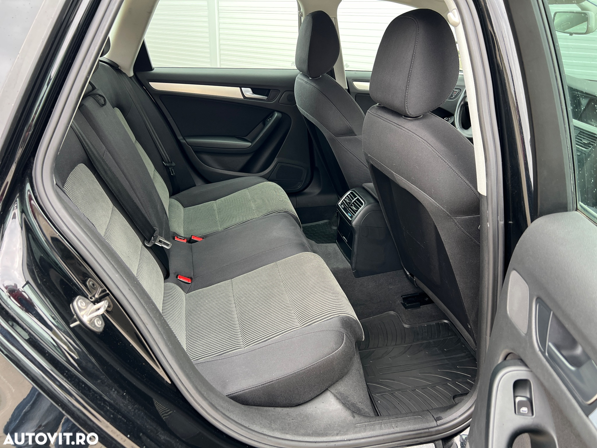 Audi A4 2.0 TDI Avant - 11