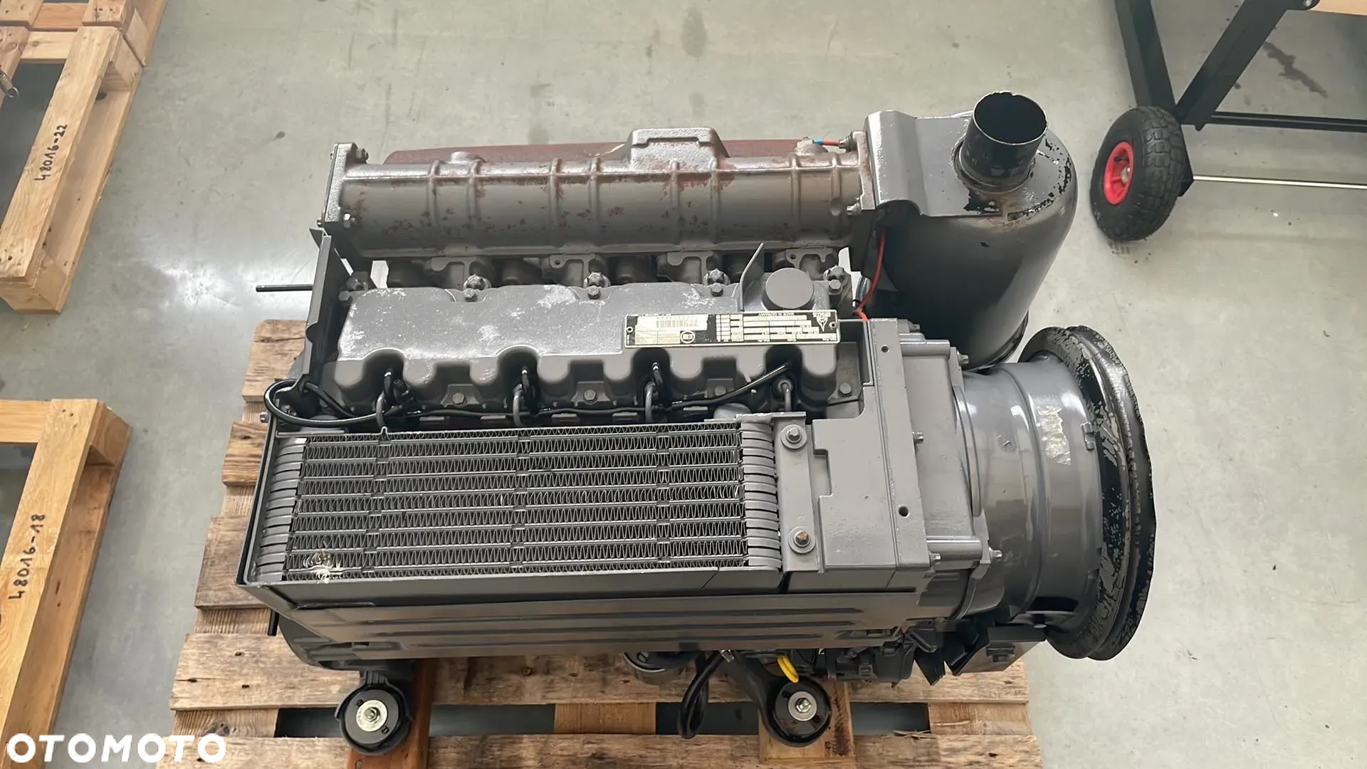 SILNIK DEUTZ F4L 1011 F 37 kW 15 447 zł netto - 9