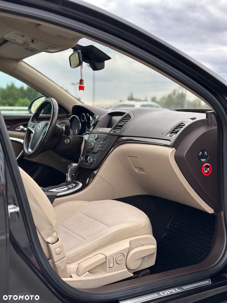 Opel Insignia - 10