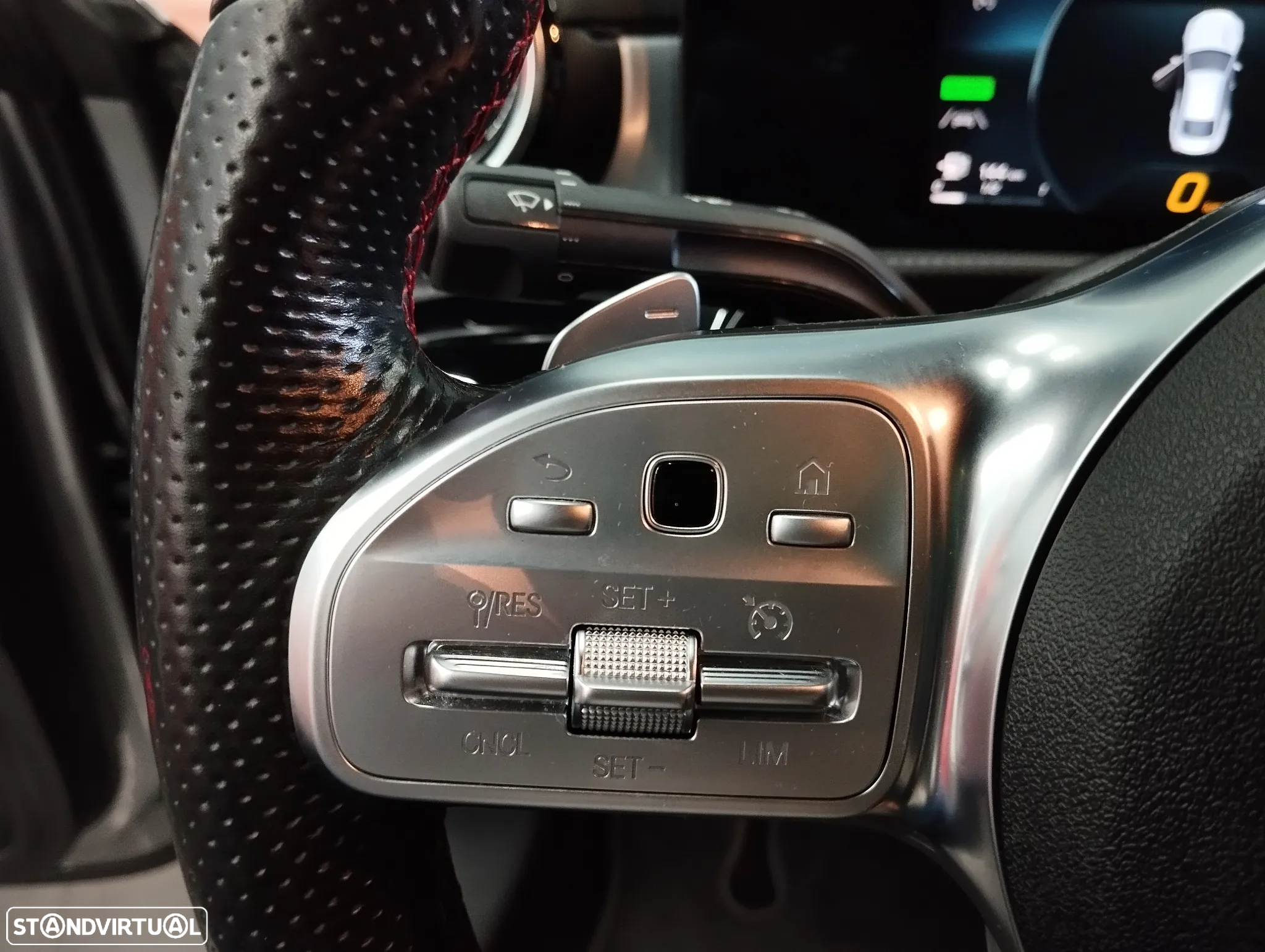 Mercedes-Benz CLA 250 e AMG Line - 24