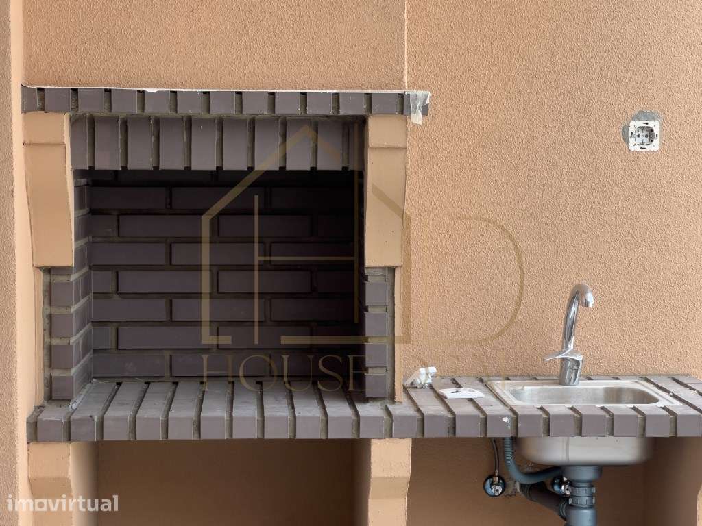 Sofisticada Moradia Térrea T3 +1 com Pérgola. Pinhal do General. Fe... - Grande imagem: 5/38