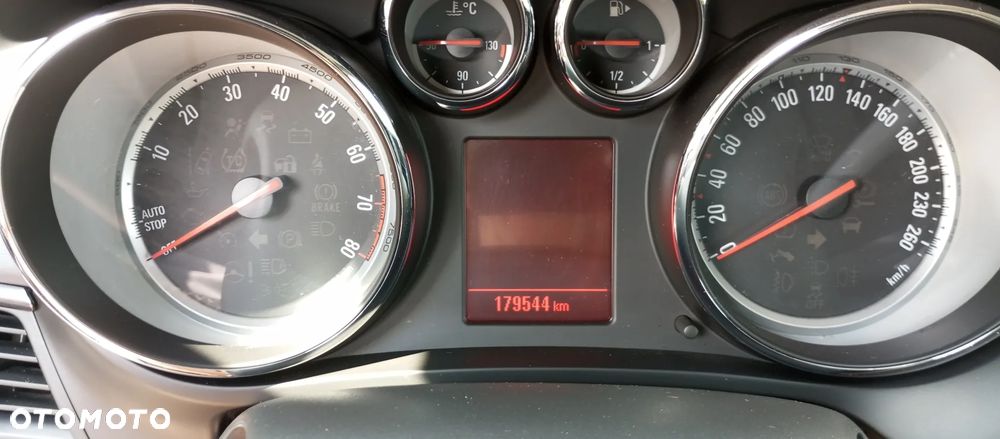 Opel Zafira 1.4 T Cosmo EcoFLEX S&S - 24