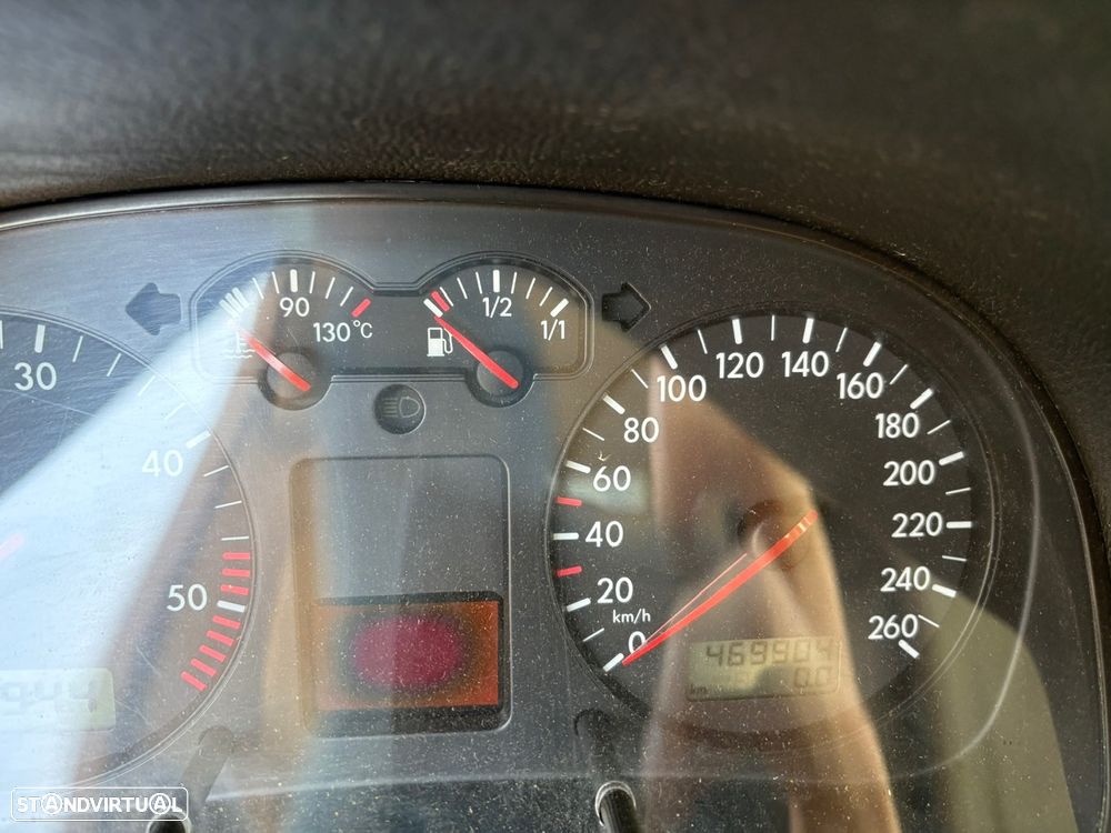 VW Golf Variant 1.9 TDi Highline - 3