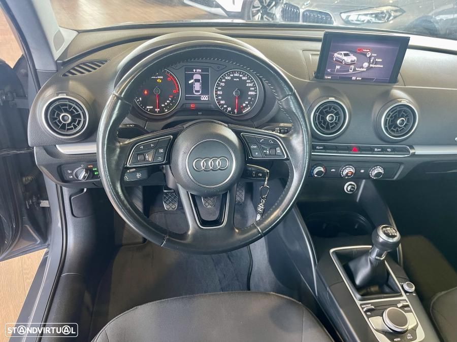 Audi A3 Limousine 1.6 TDI Sport - 11