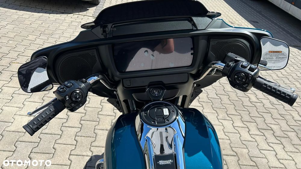 Harley-Davidson Touring Street Glide - 9