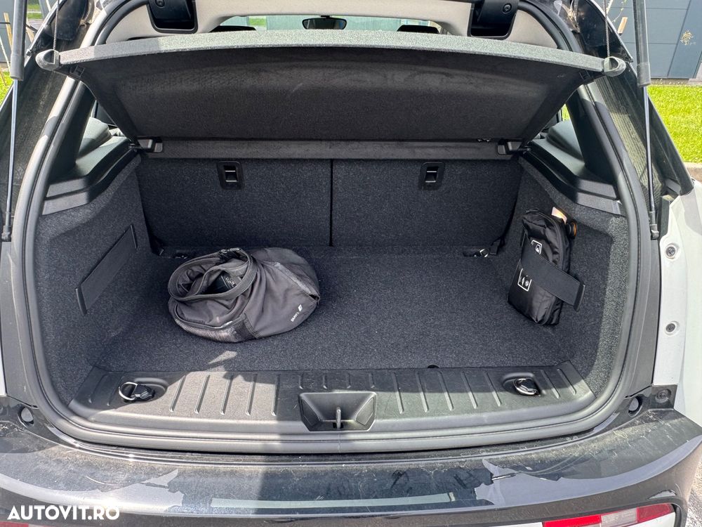 BMW i3 (120 Ah) - 12
