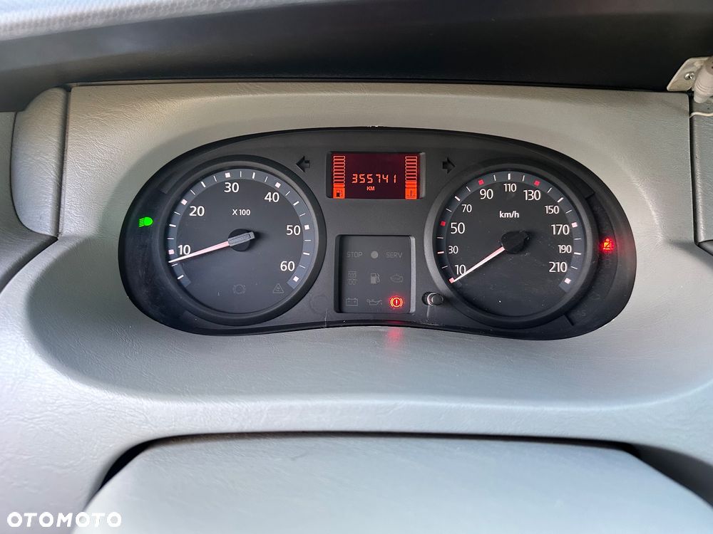 Renault Trafic - 17