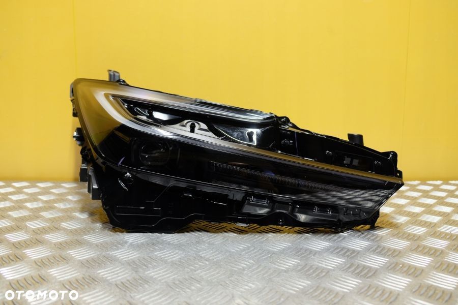 TOYOTA PRIUS XW60 2022- REFLEKTOR LAMPA FULL LED R USA - 1