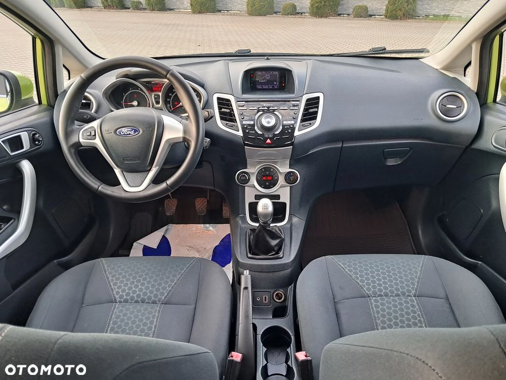 Ford Fiesta 1.25 Celebration - 2