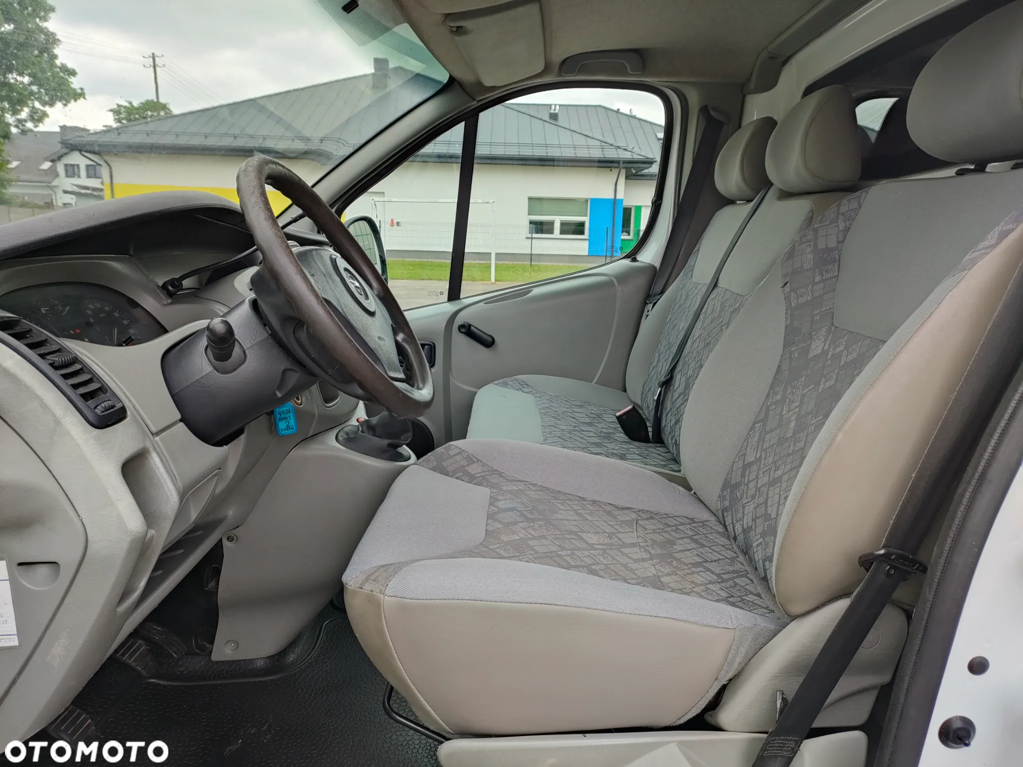 Opel Vivaro - 30