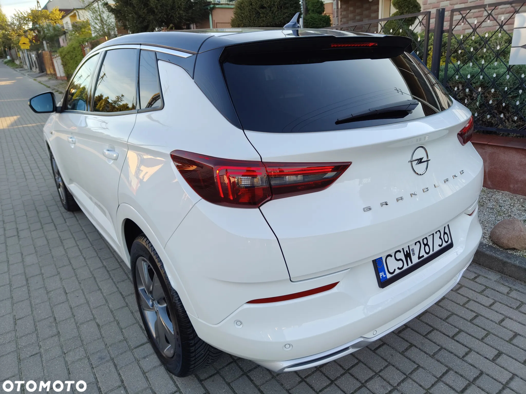 Opel Grandland 1.2 T Business Edition S&S - 22