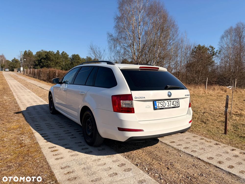 Skoda Octavia 1.6 TDI Ambition - 6