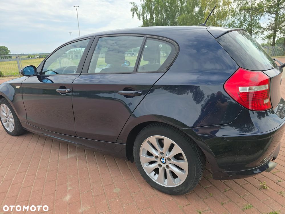 BMW Seria 1 118i - 6