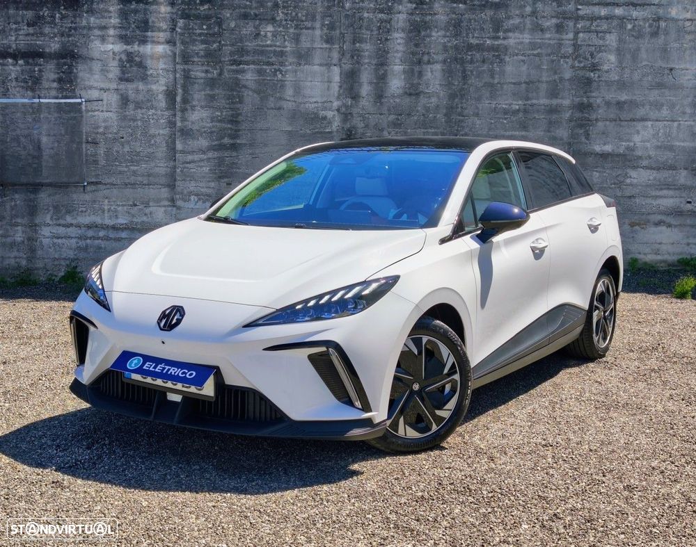 MG MG4 64 kWh Luxury - 1