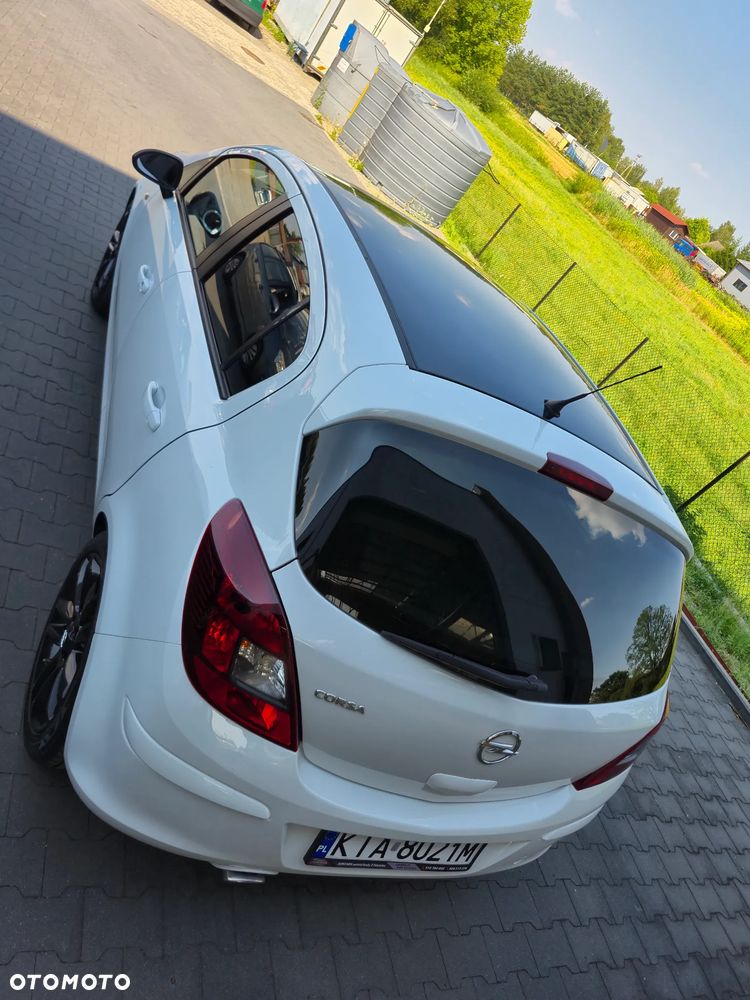 Opel Corsa 1.4 16V Color Edition - 14
