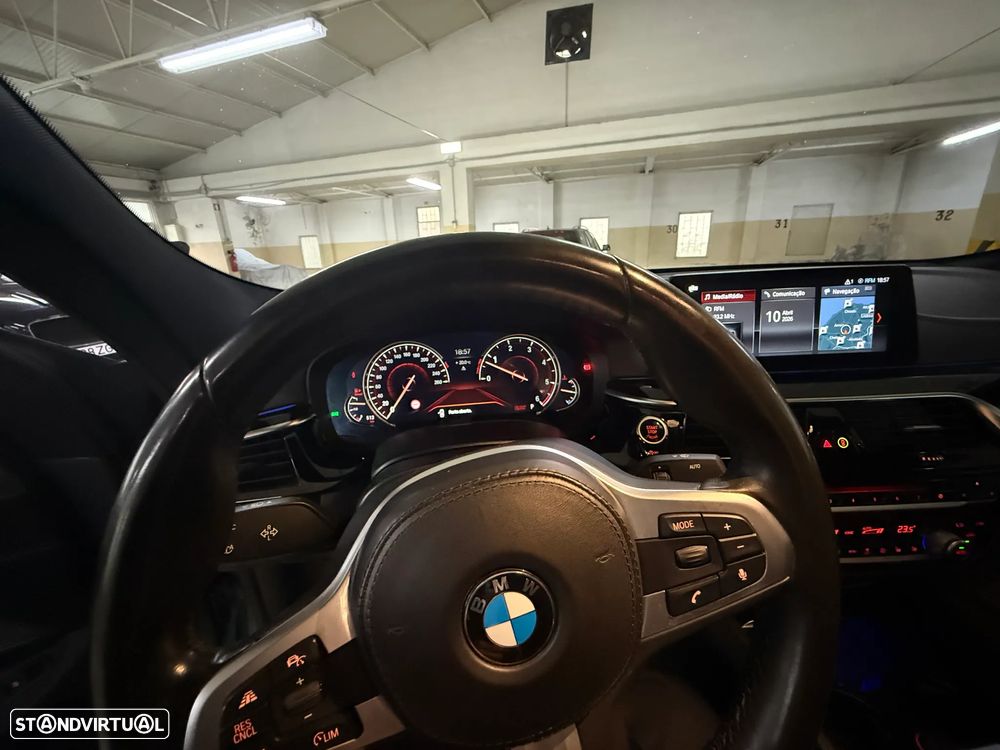 BMW 630 Gran Turismo d Pack M - 22