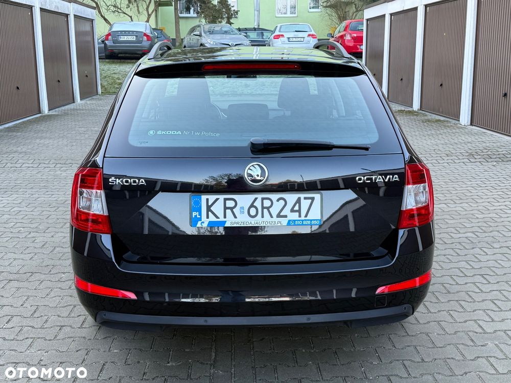 Skoda Octavia 1.4 TSI Ambition - 28