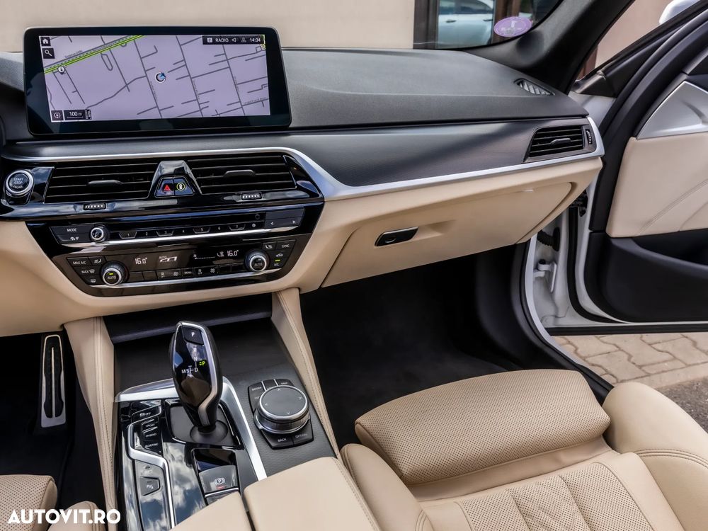 BMW 5 Series 2022 — imagine 19