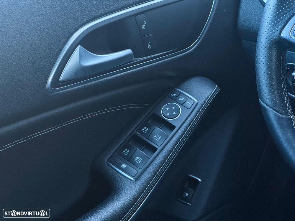 Mercedes-Benz CLA 180 7G-DCT Urban - 47