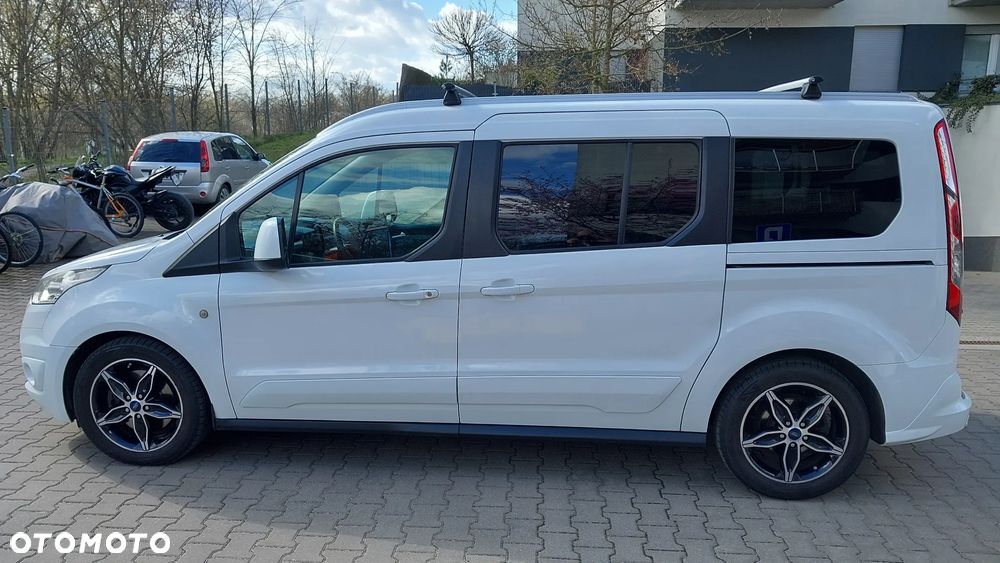 Ford Tourneo Connect Grand - 5