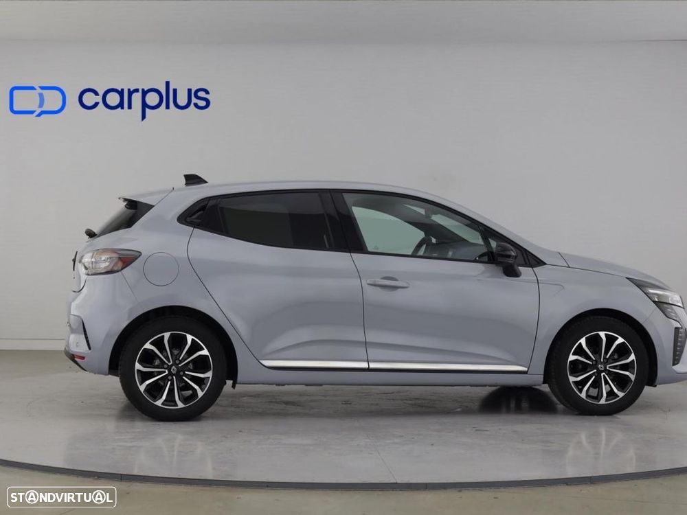 Renault Clio 1.0 TCe Techno Bi-Fuel - 8