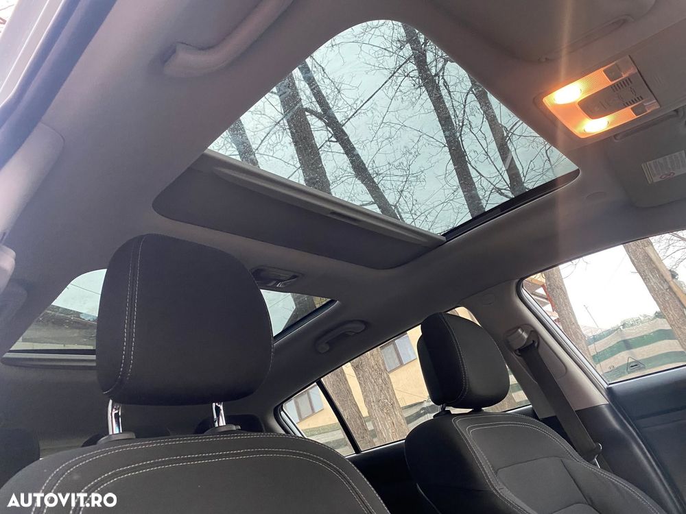 Kia Sportage 1.7 CRDI 2WD Attract - 16