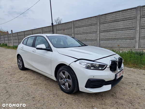 BMW Seria 1 118i Advantage