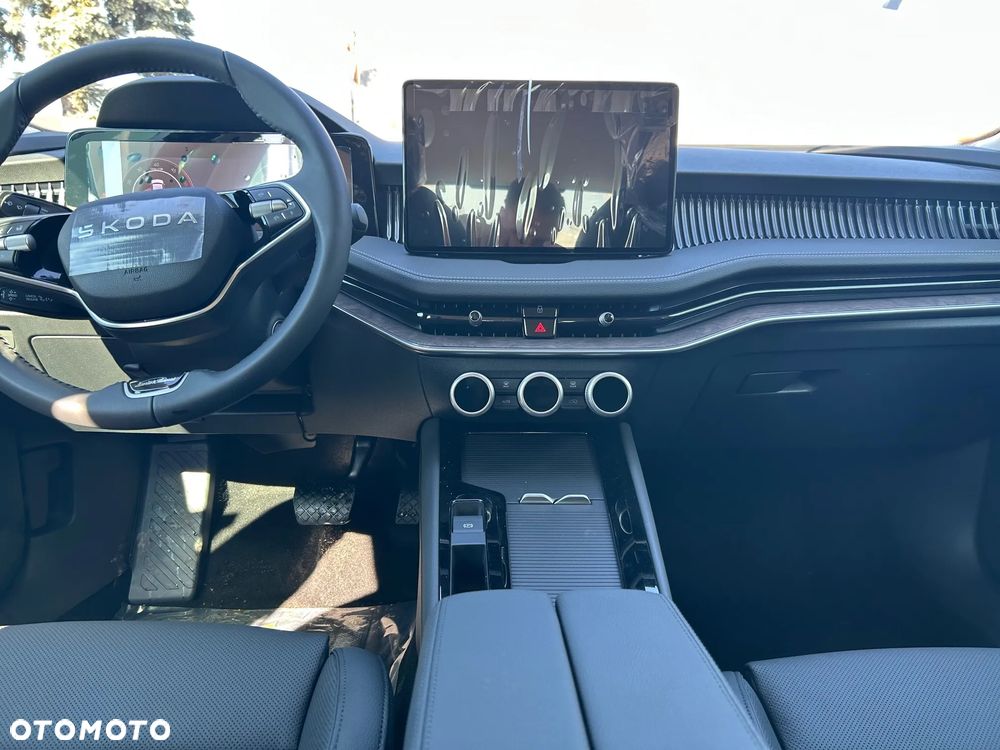 Skoda Superb 2.0 TDI SCR 4x4 L&K DSG - 7