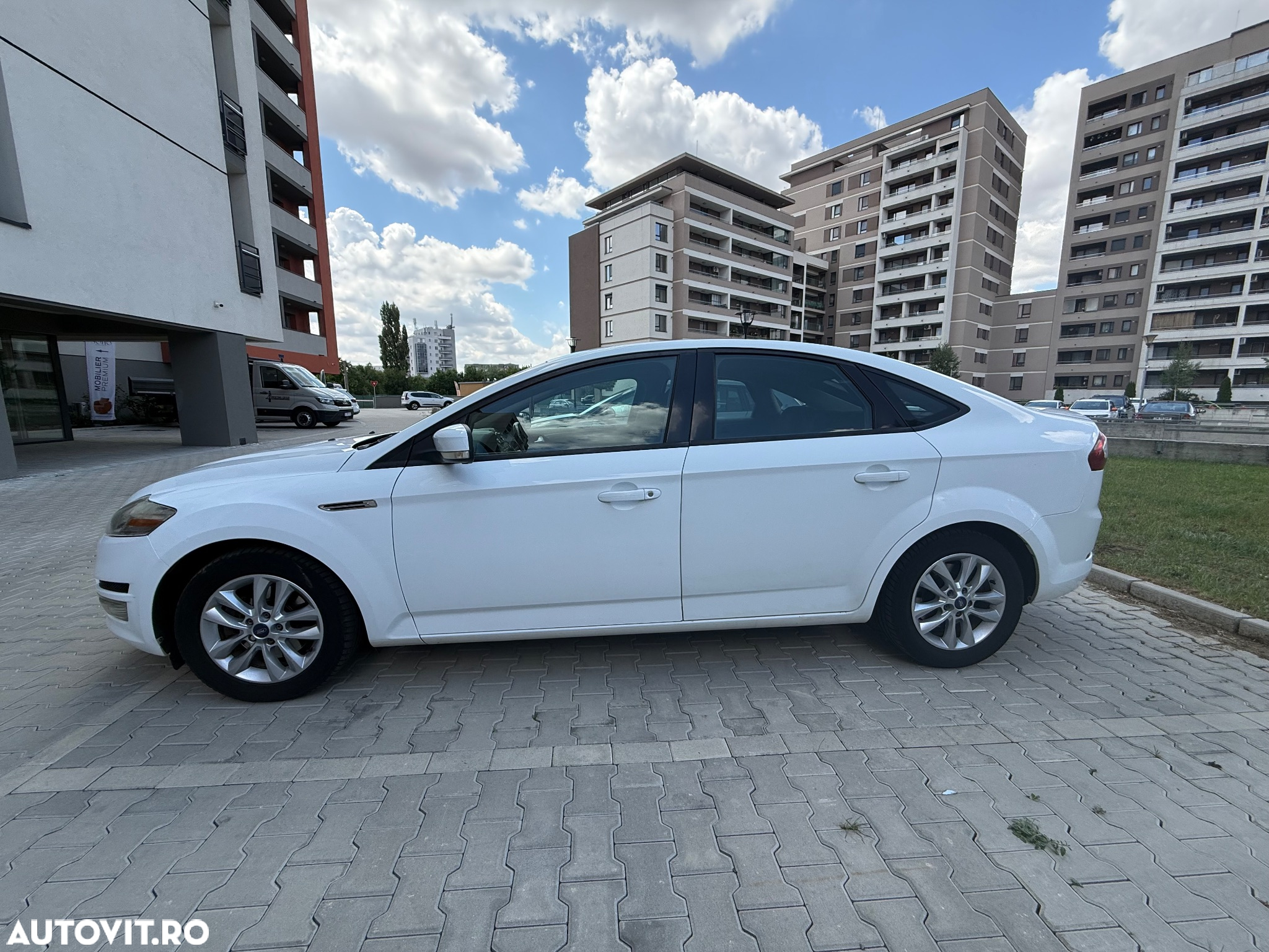 Ford Mondeo 1.6 TDCi ECOnetic Start-Stopp Ambiente - 4