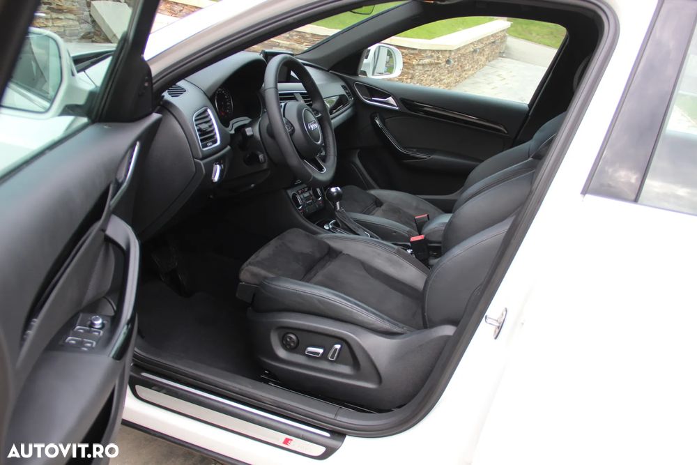 Audi Q3 2.0 TDI Quattro S tronic design - 12