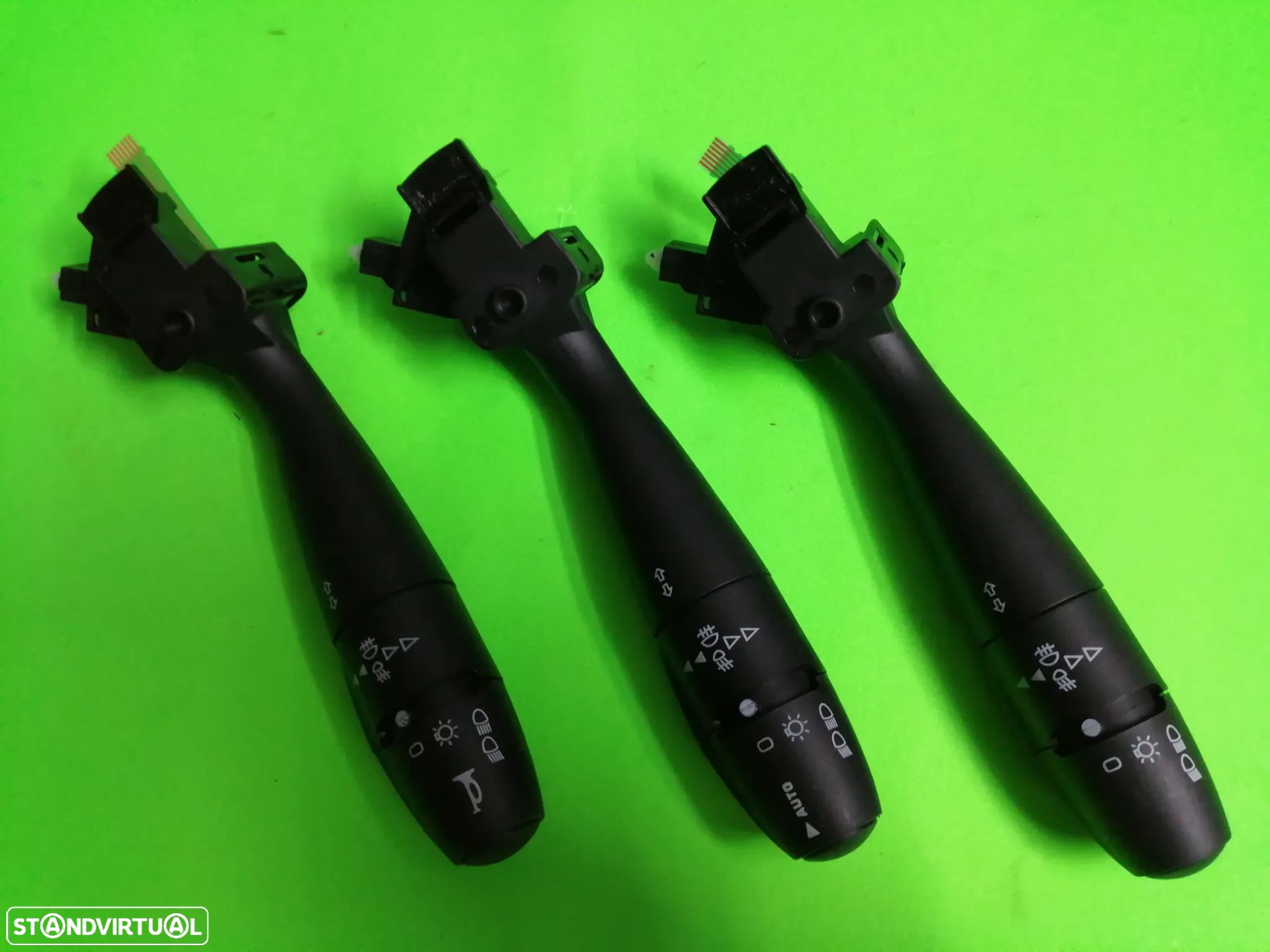 Manete das Luzes e Piscas Peugeot 206,307,308,407 Partner Citroen C3 C4 Berlingo NOVO - 1