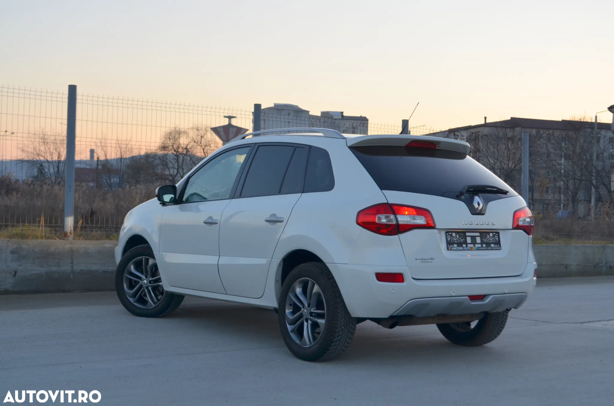 Renault Koleos dCi 150 FAP 4x4 Bose Edition - 4