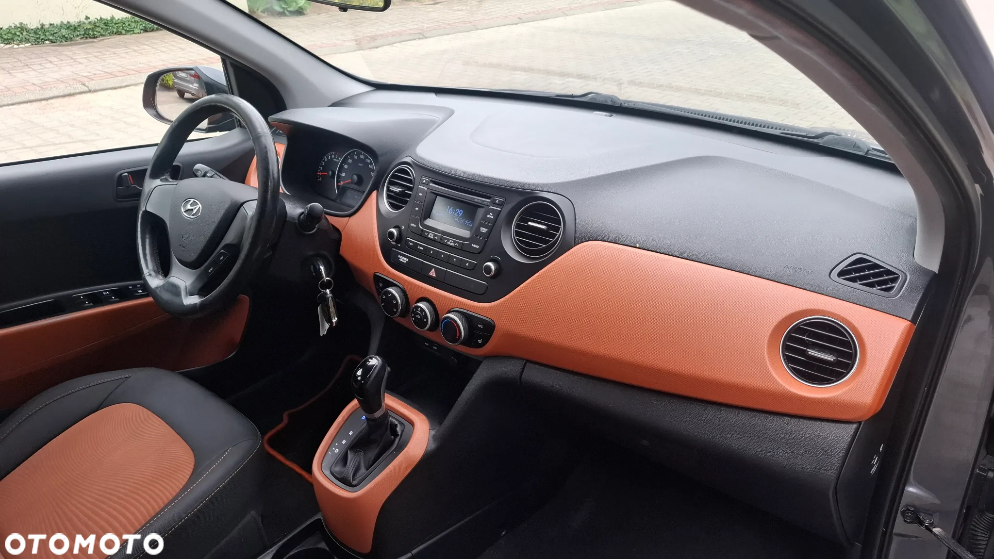 Hyundai i10 1.0 Automatik Passion - 6