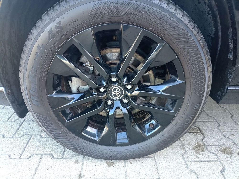 Toyota RAV4 2.5 Hybrid Black Edition by JBL 4x2 - 10