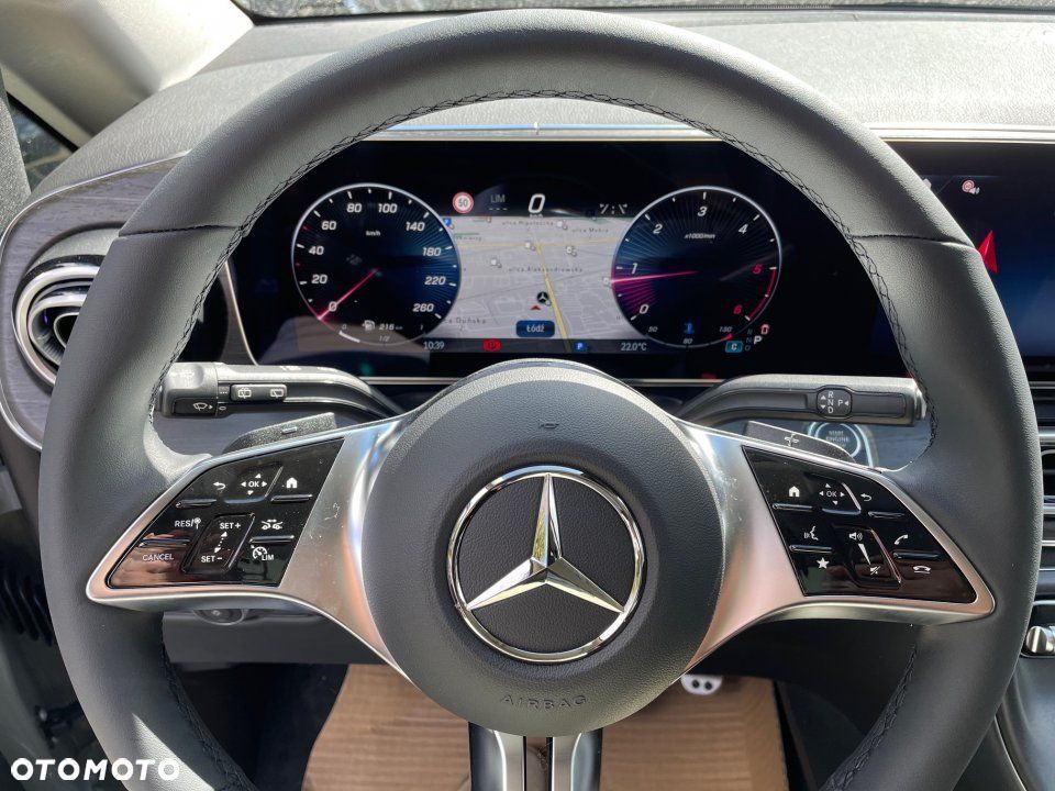 Mercedes-Benz Klasa V - 7