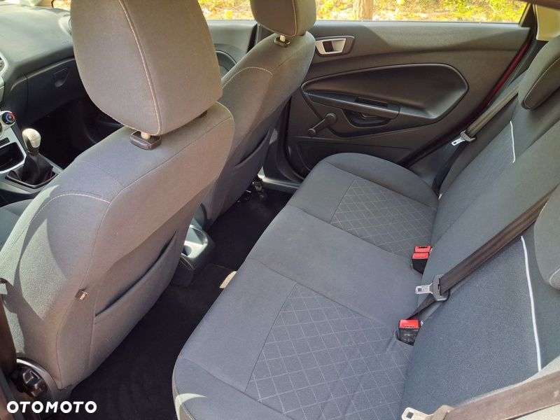 Ford Fiesta - 7