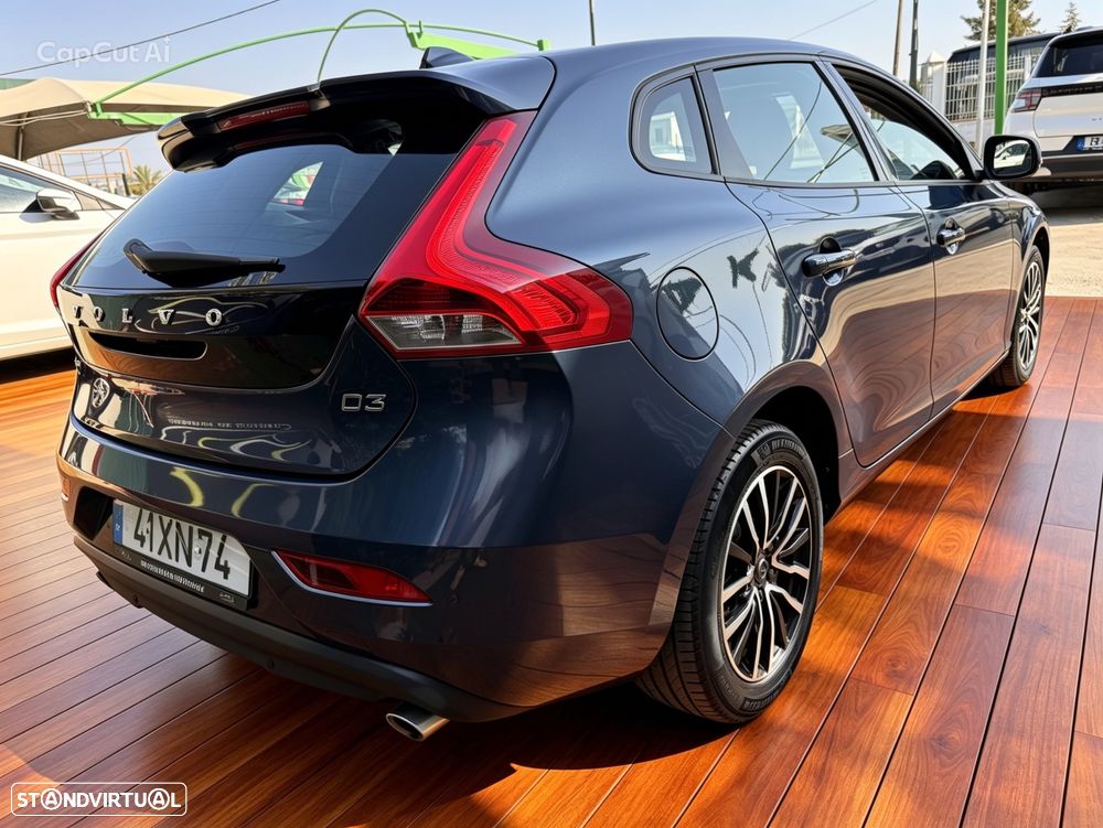 Volvo V40 2.0 D3 Momentum - 5