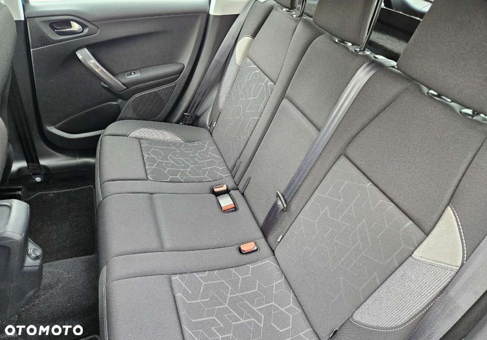 Peugeot 2008 - 29