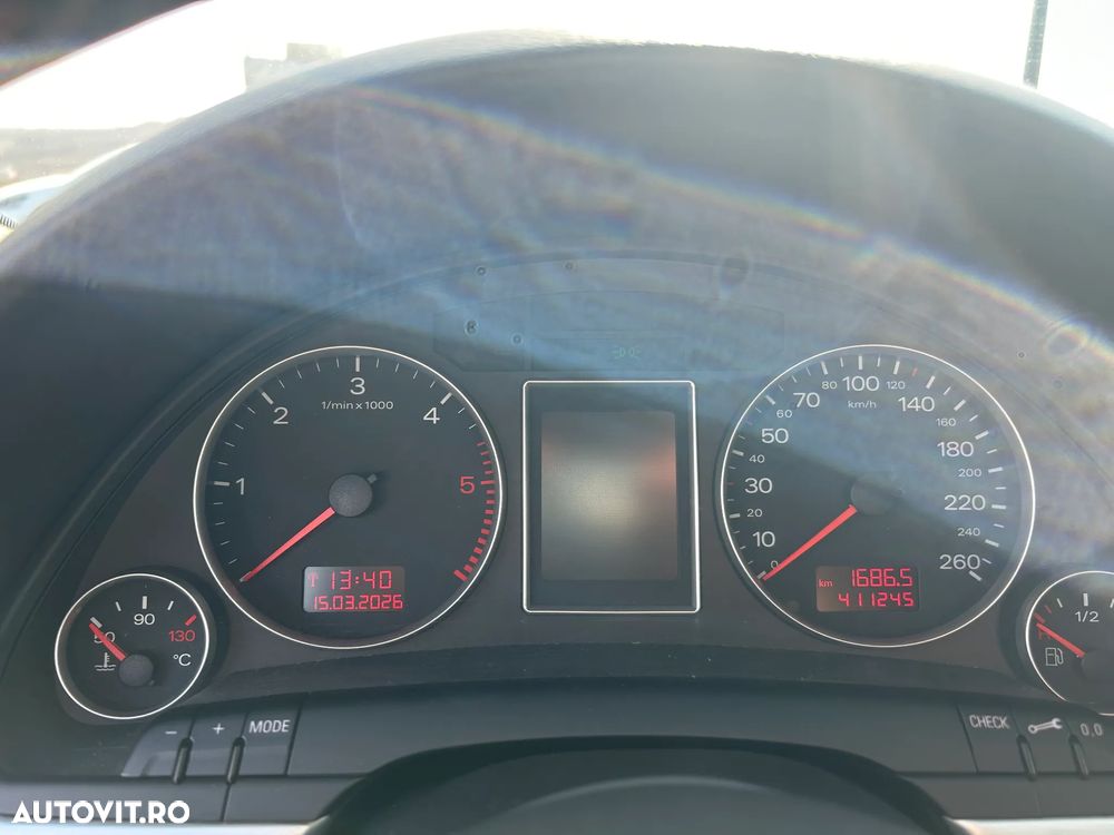 Audi A4 2.0 TDI - 13