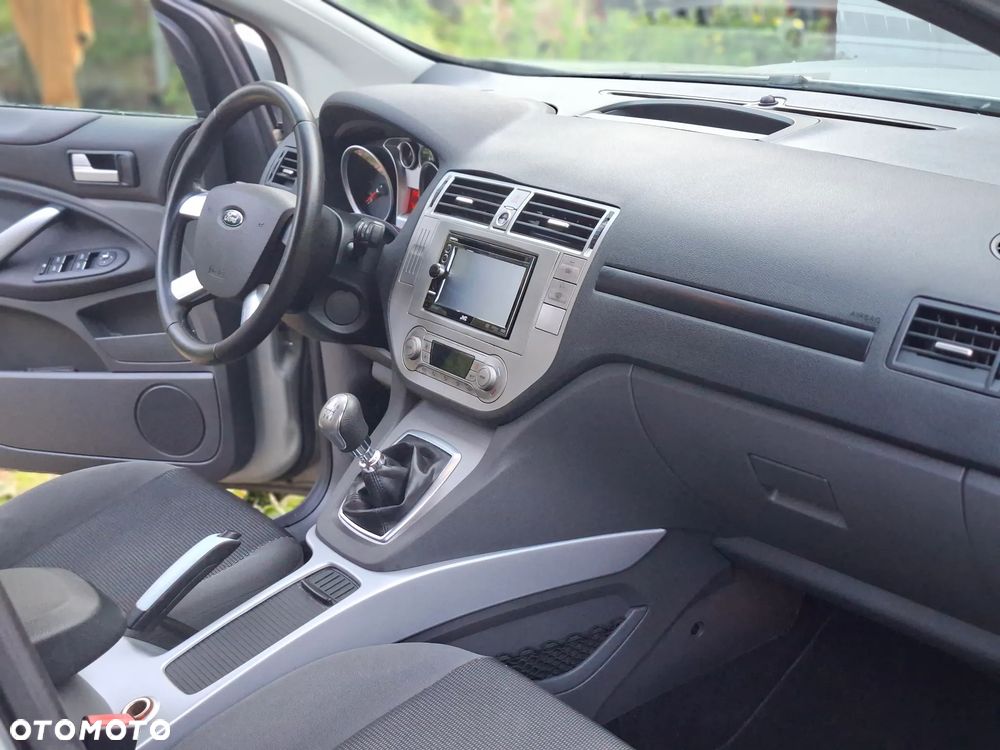 Ford Kuga 2.0 TDCi Titanium - 17