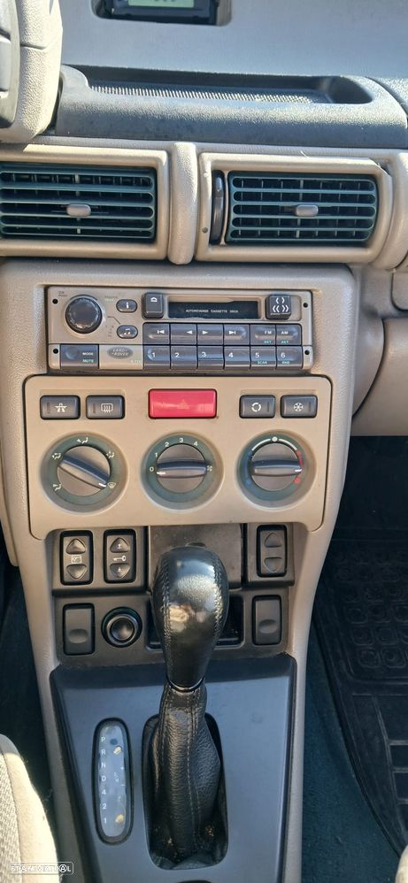 Land Rover Freelander - 2