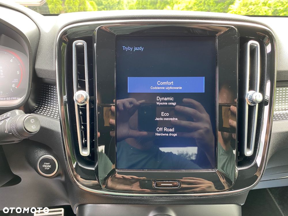 Volvo XC 40 D3 R-Design - 32