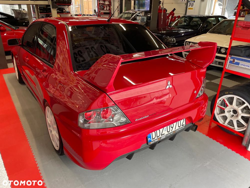 Mitsubishi Lancer Evolution - 9