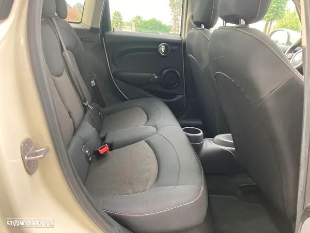 MINI 5 Portas One Essential - 36