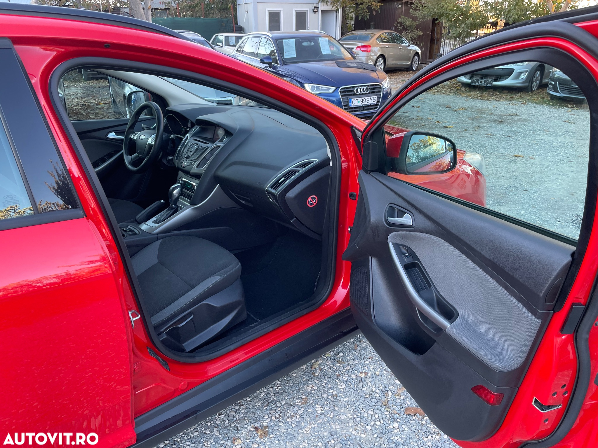 Ford Focus 2.0 TDCI DPF Powershift Titanium - 11
