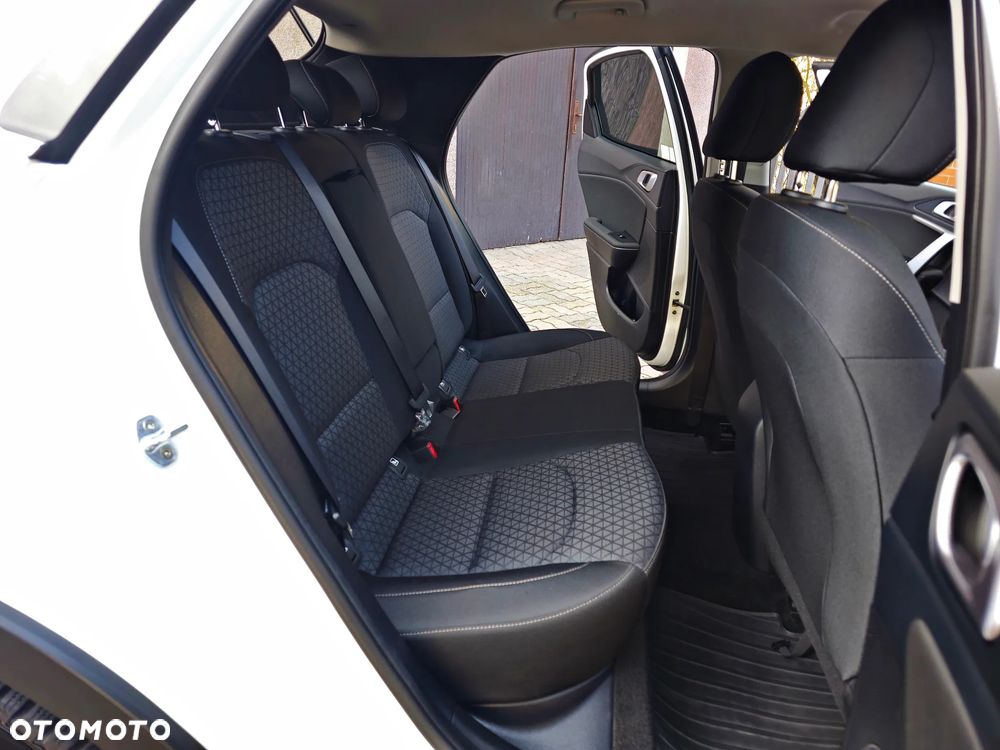 Kia XCeed 1.4 T-GDI M - 23